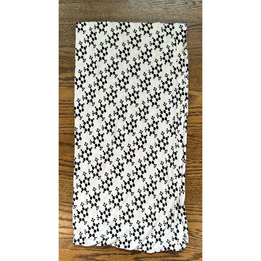 Svaha USA Molecules Print STEM Science Infinity Scarf Black White Polyester Knit